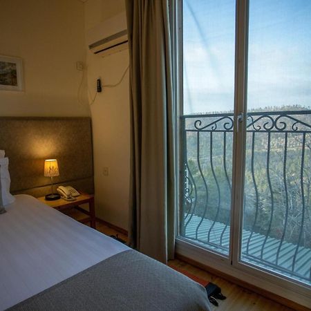 Logos Hotel In Yad Hashmona Luaran gambar